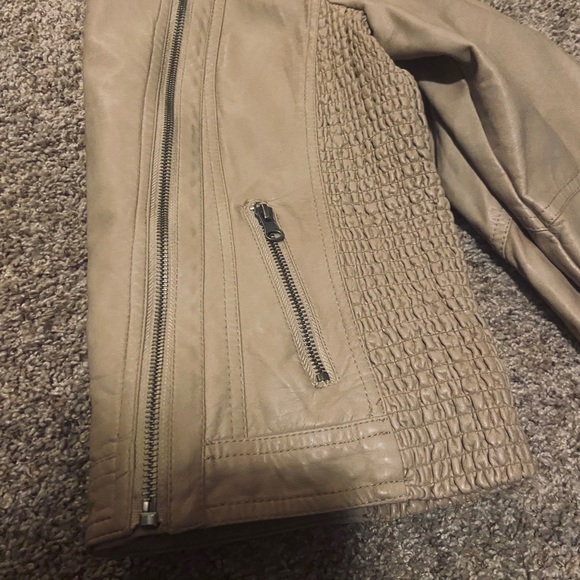 Faux Leather Jacket - Picture 5 of 8